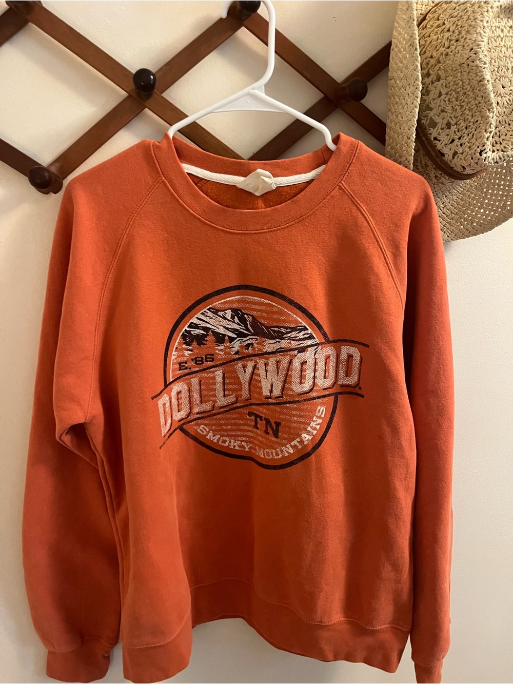 Vintage Style Dollywood Sweatshirt
